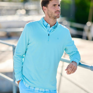 TABS_Bermuda_mens_sweater_turquoise_front_lean