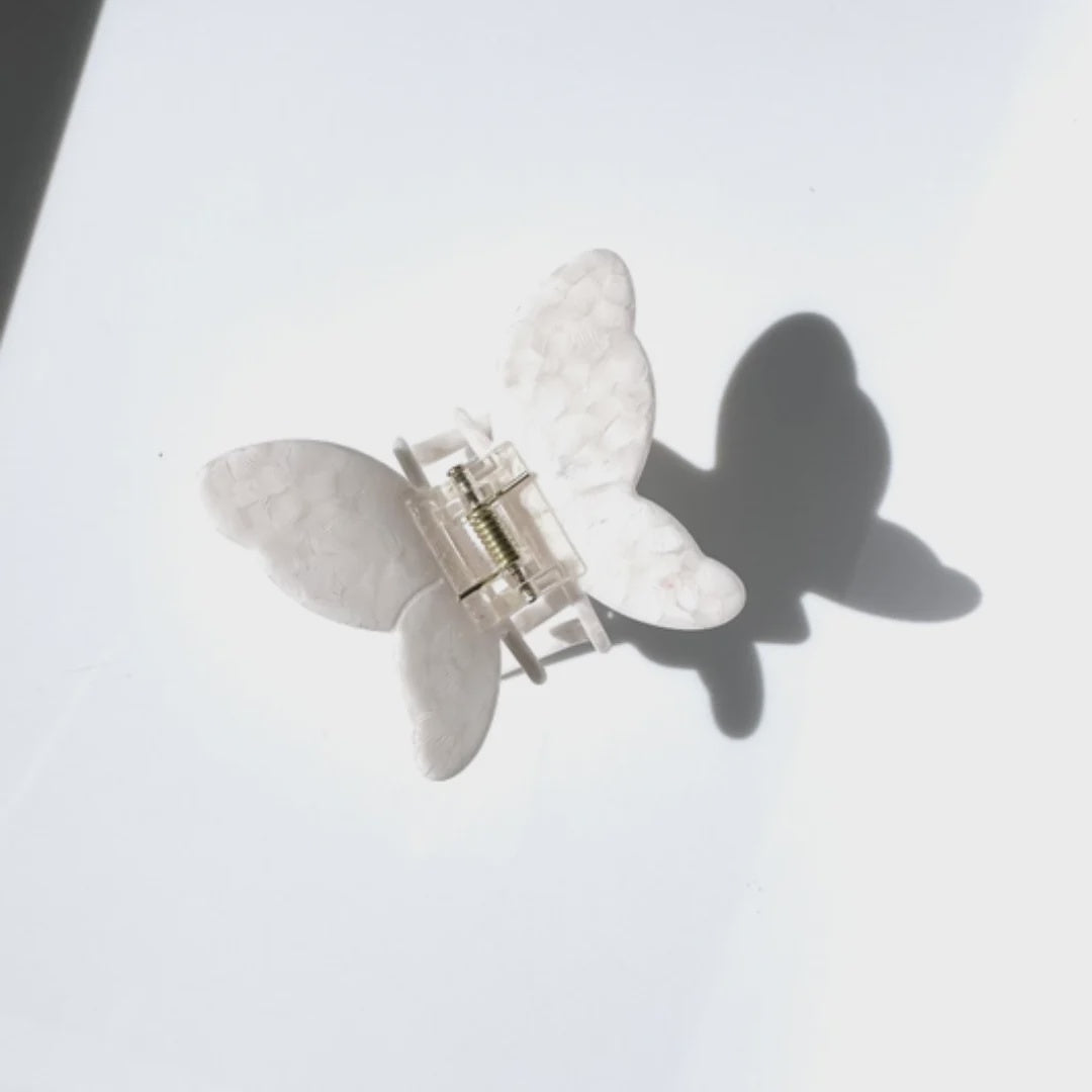 BDA Solar Eclipse Spring Butterfly Claw Clip - Snow