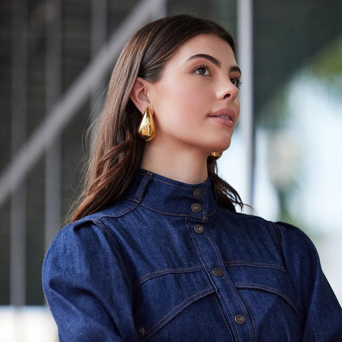 Adriana Pappas - Medium Waterdrop Studs