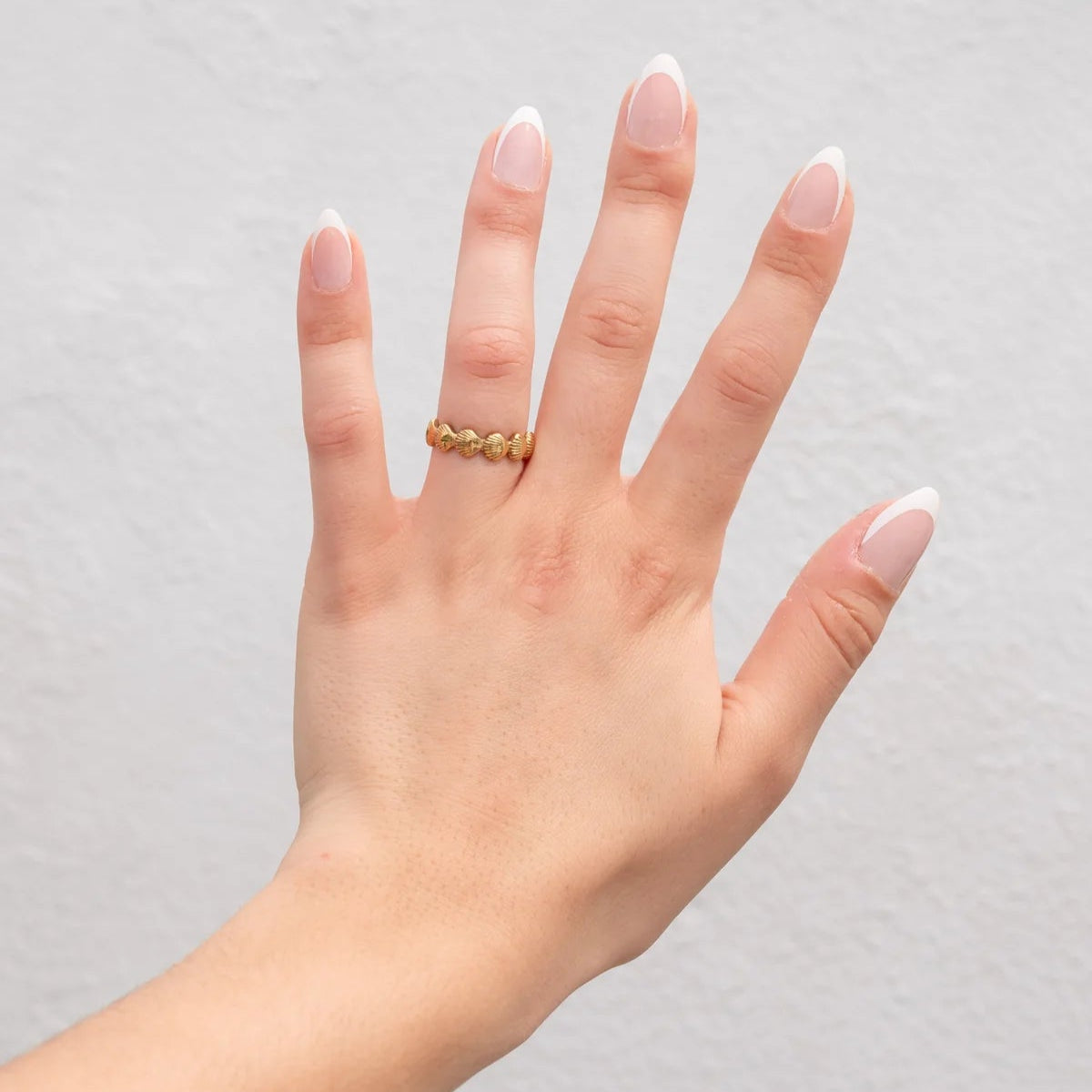 Adriana Pappas - Seashell Ring