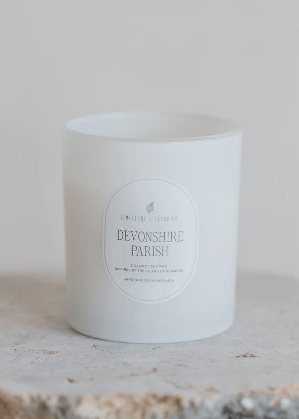 Limestone & Cedar Candle - Devonshire