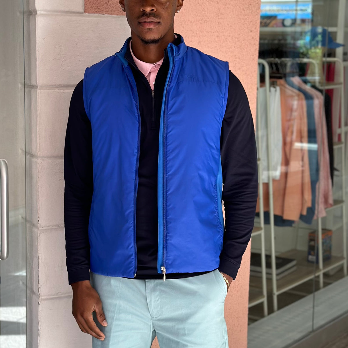TABS Bermuda Gilet Front Store