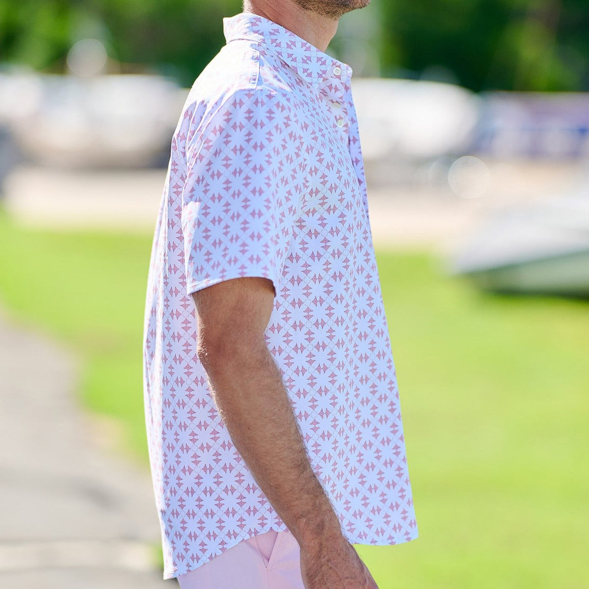 TABS_Bermuda_SSShirt_Stingray_Side