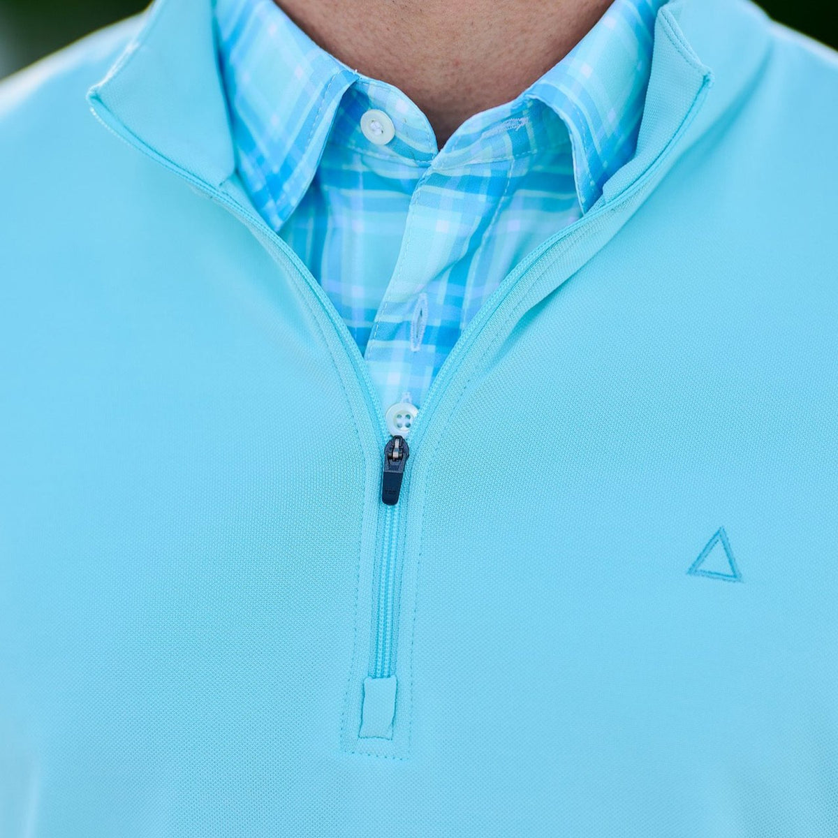 TABS_Bermuda_mens_sweater_turquoise_zip_detail