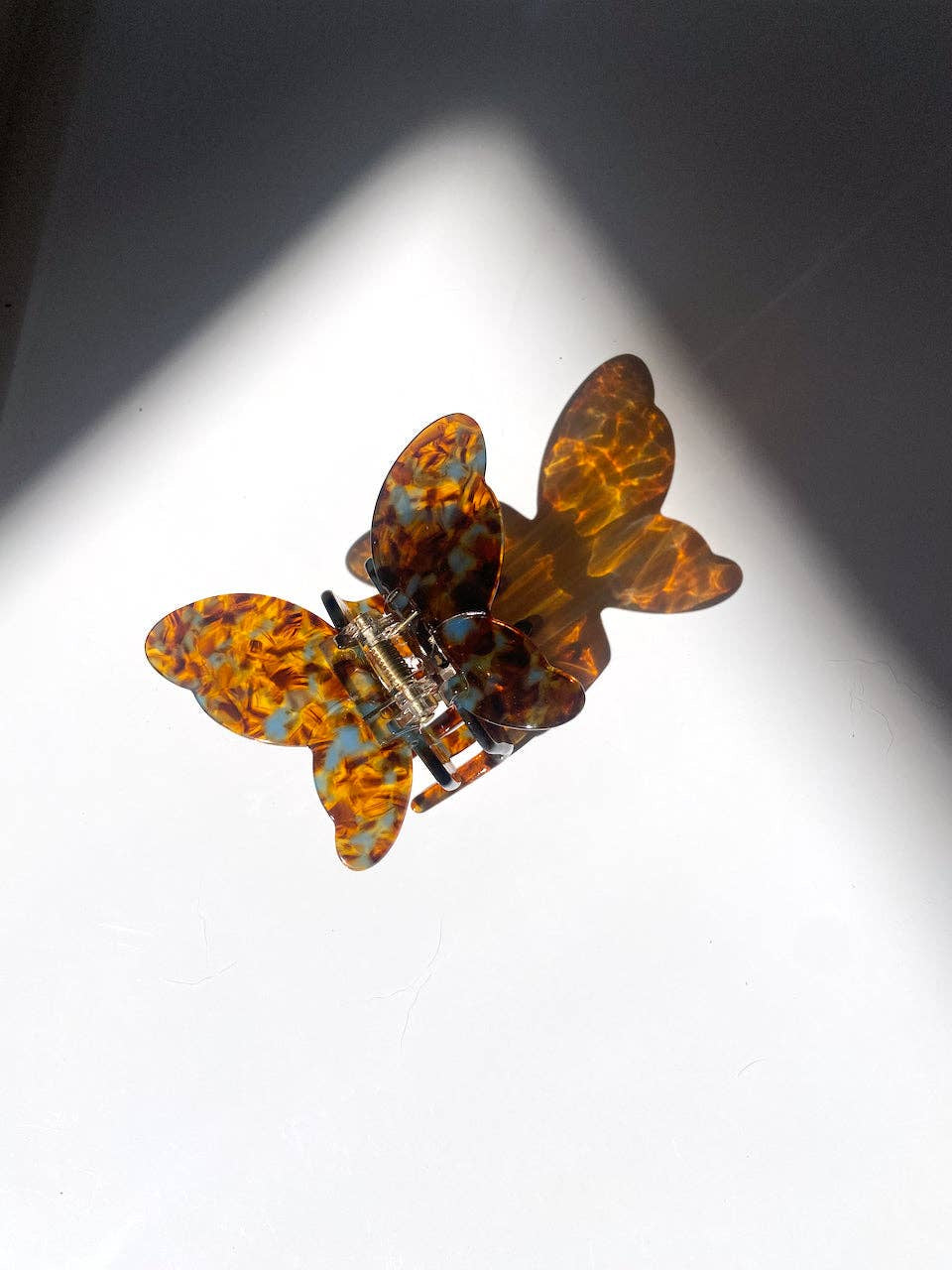 BDA Solar Eclipse Autumn Butterfly Claw Hair Clip - Brown