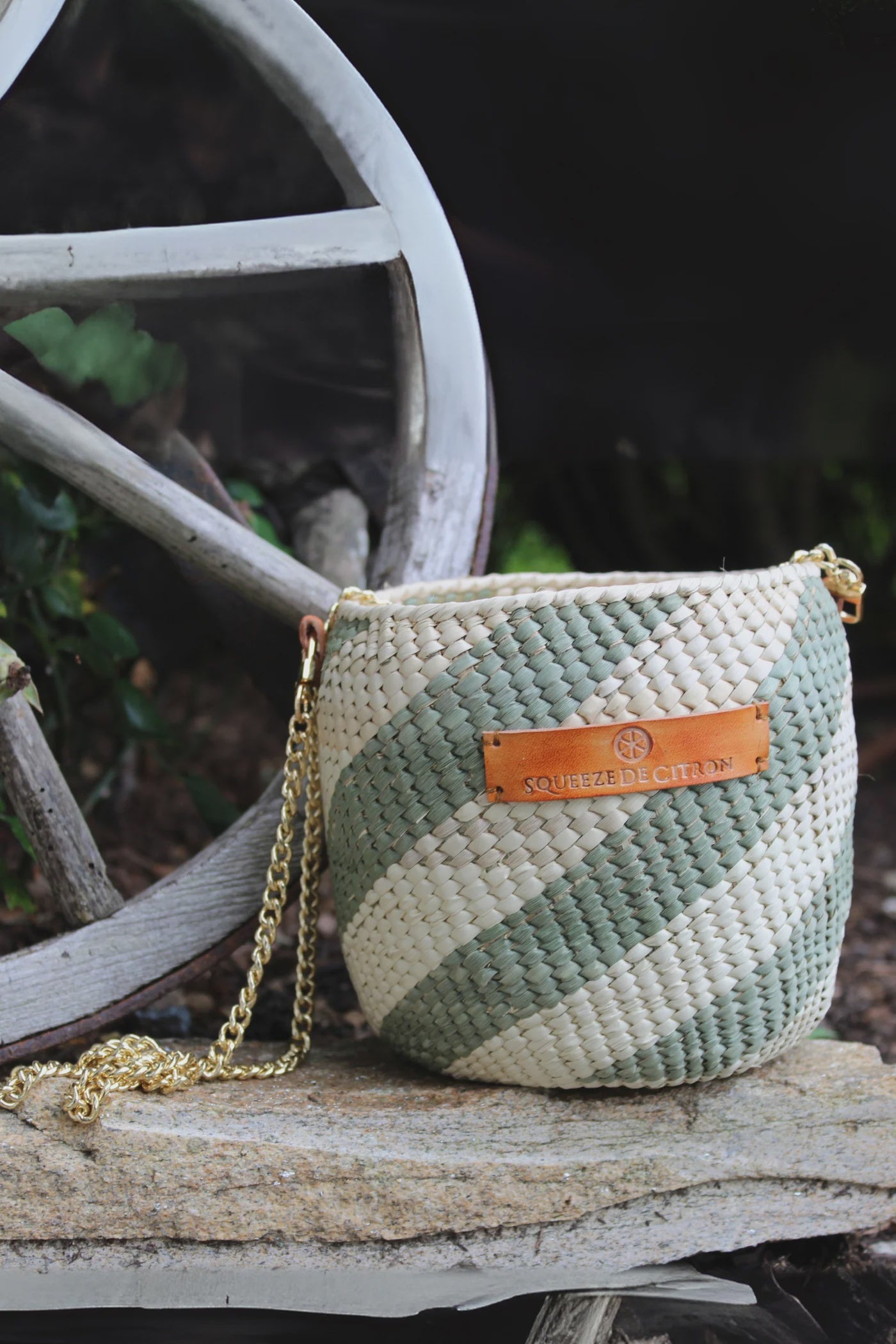 Squeeze De Citron Cuerna In Sage Palm Citron