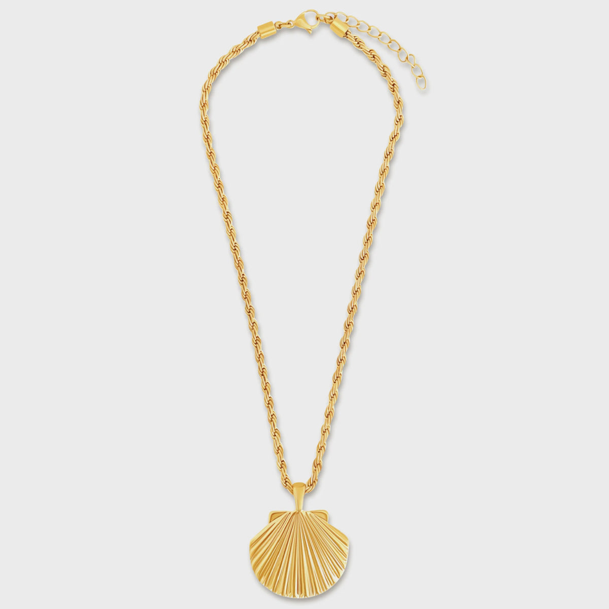 Ellie Vail Natalia Oversized Shell Pendant Necklace