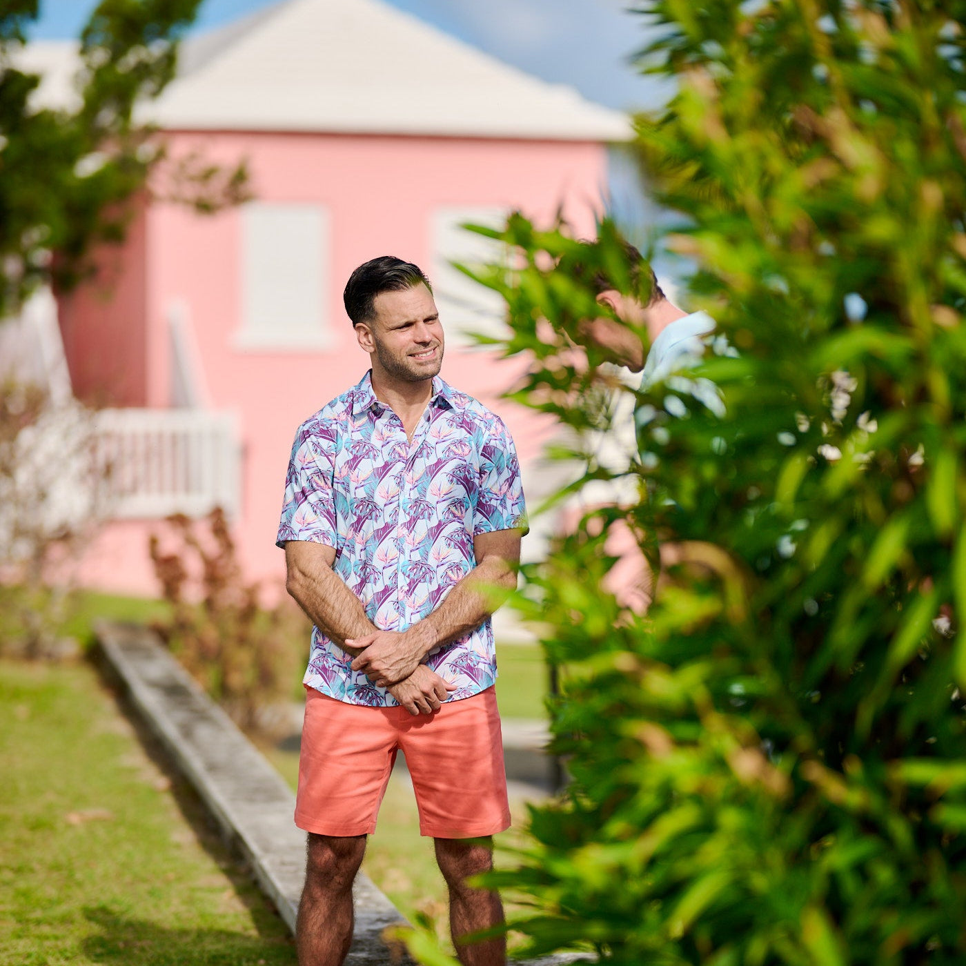 Men's Short Sleeve Performance Shirt - Birds of Paradise