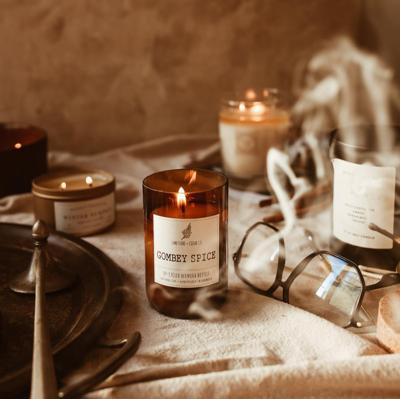 Limestone & Cedar Candle - Gombey Spice